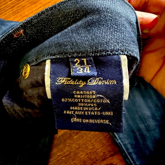 fidelity jeans -nearly new - Picture 1 of 3